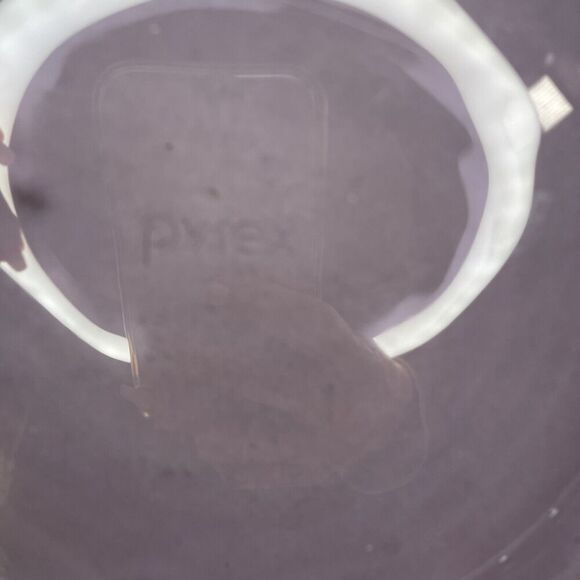 PYREX VTG USA Made Pie Plate #229 ScallopEdge 10” Purple Glass DeepDish Ovenware - Picture 3 of 4